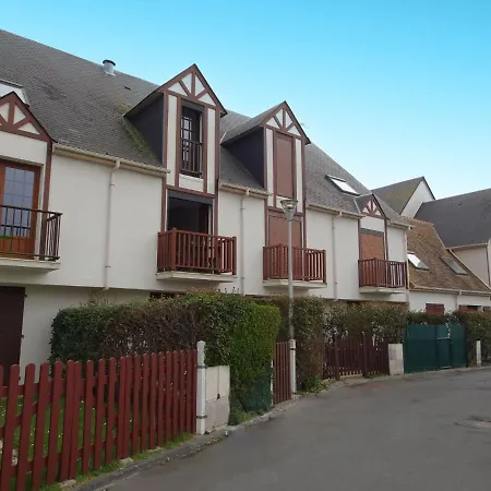 Apartment Nice Duplex Apartment, 400 M From The Beach *